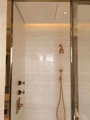 室内洗面具 コンポーネント 透き通る 白金 静脈 木造 模様 オニックス マルブル スラブ グレード 壁 床 タイル