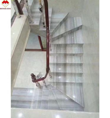 木製の白い大理石の直線階段,描画面と防滑テープデザイン