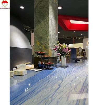ホテルの壁と床デザイン 青いマカウバ 青い大理石 白い静脈の石板