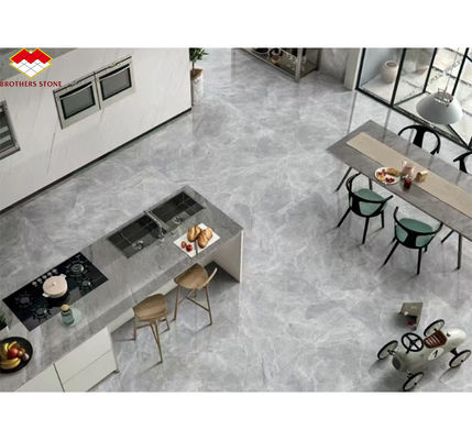 ODMOEM ユンフ内にあるホテル用 滑らかな月光灰色大理石の床階段