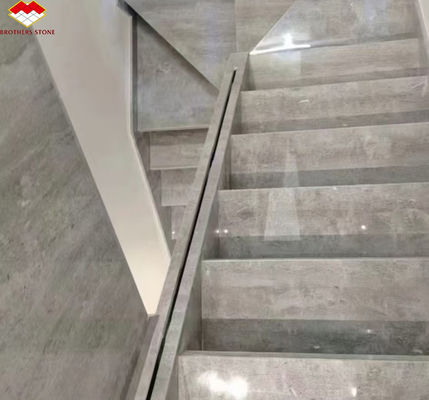 ODMOEM ユンフ内にあるホテル用 滑らかな月光灰色大理石の床階段