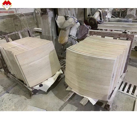 現代の木の穀物 コリントの大理石柱 オーダーメイド別荘拡張のためのコーティング