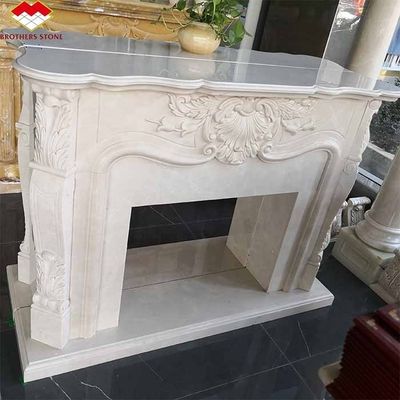 現代的な室内 クリーム 白石 壁炉 テーブル ヴィラ 周辺 ポーリング 壁炉