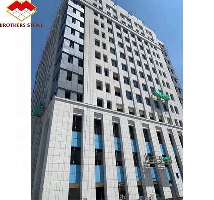 ポリッシュした大きな60*60 グラニットブロック 現代のデザインで天然のサイズに切断された生石