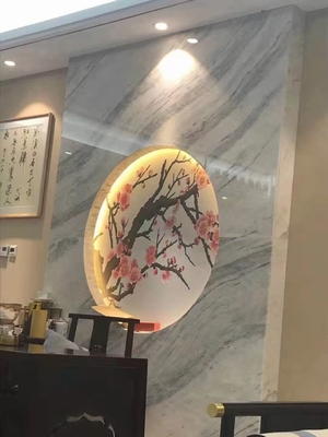 灰色は別荘およびホテルの壁パネルのための大理石の石造りの平板を張りめぐらす